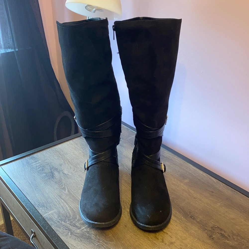 Torrid knee high boots 9w
